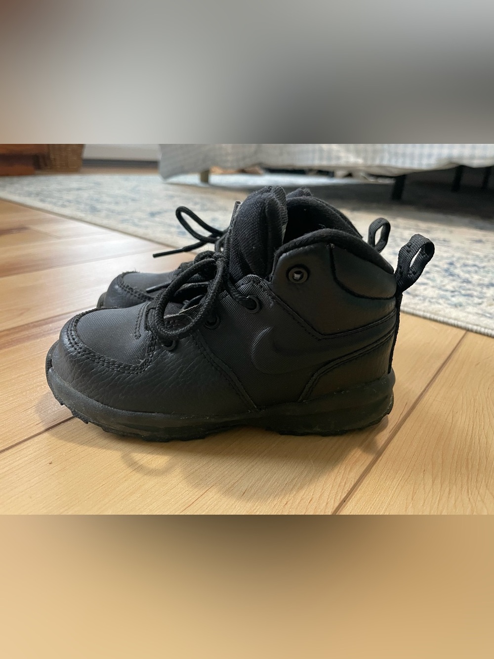 Nike Kids Black High-Top Casual Boots